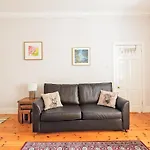 Forrest Hill Retreat
